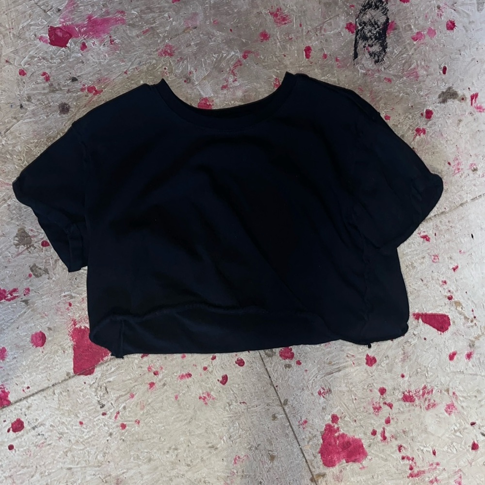 black crop top